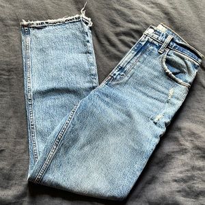Abercrombie & Fitch The 90’s Straight Ultra High Rise Jean